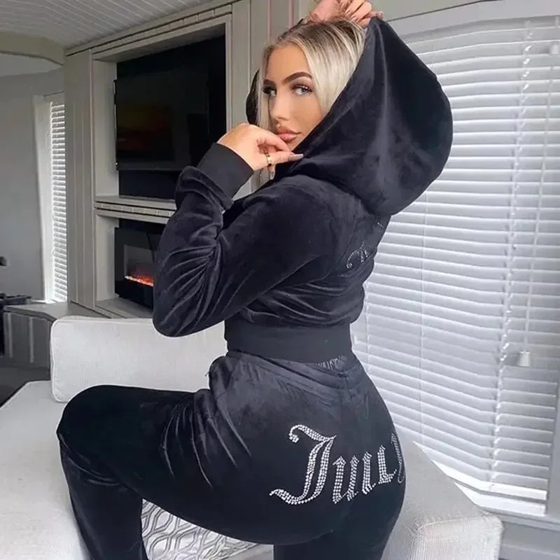 Winter Clothing Trends 2025 - بدلة رياضية شتوية جديدة لعام 2025