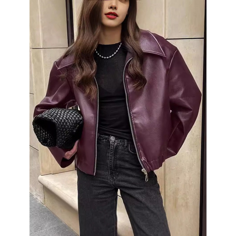 Winter Clothing Trends 2025 - جاكيت جلد ريترو للخريف والشتاء 2025،