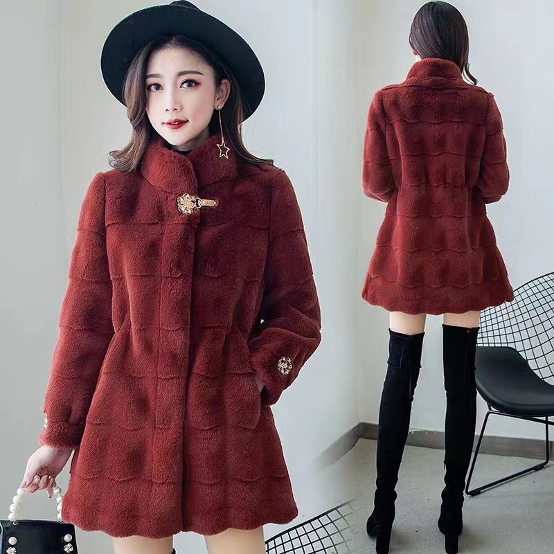 معاطف نسائية من الفرو الصناعي  - مراجعة Winter Clothing Work وسعره