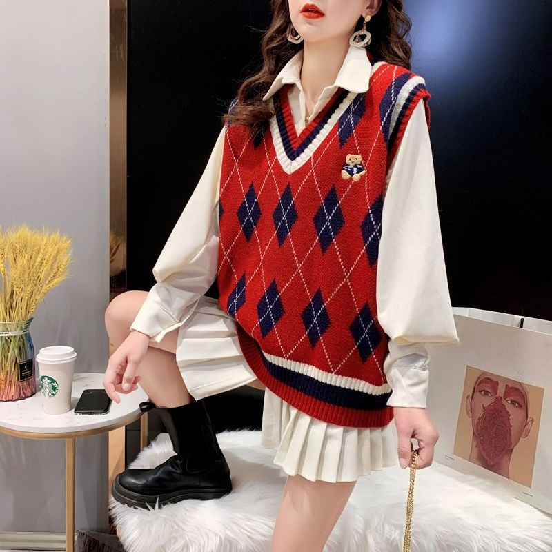 سترات حمراء متماسكة للنساء صدر - مراجعة Winter Clothing Trends 2025 وسعره