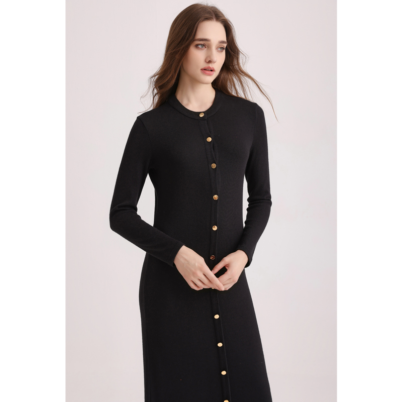 فستان نسائي شتوي AA AW25 مريح  - مراجعة Winter Clothing Factory Outlet وسعره