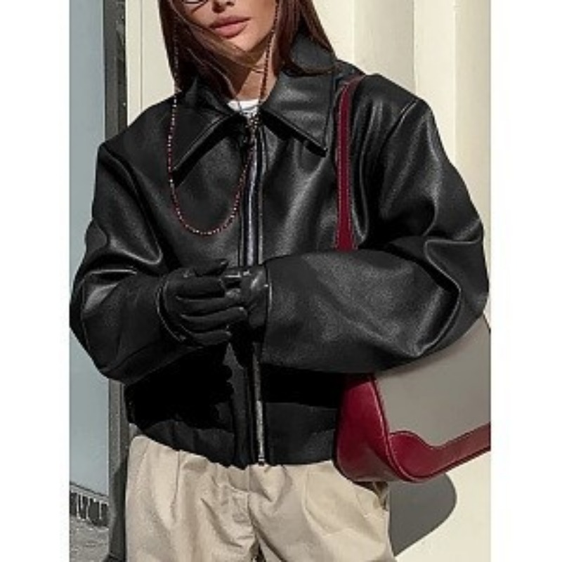 جاكيت جلد ريترو للخريف والشتاء - مراجعة Winter Clothing Trends 2025 وسعره